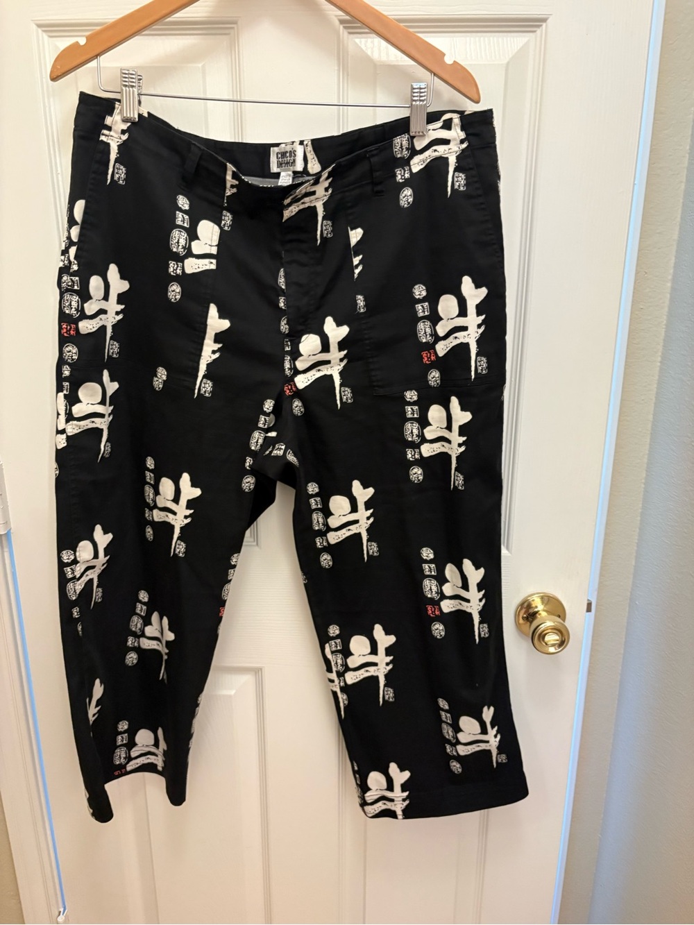 Chico's Black and White Printed Pants